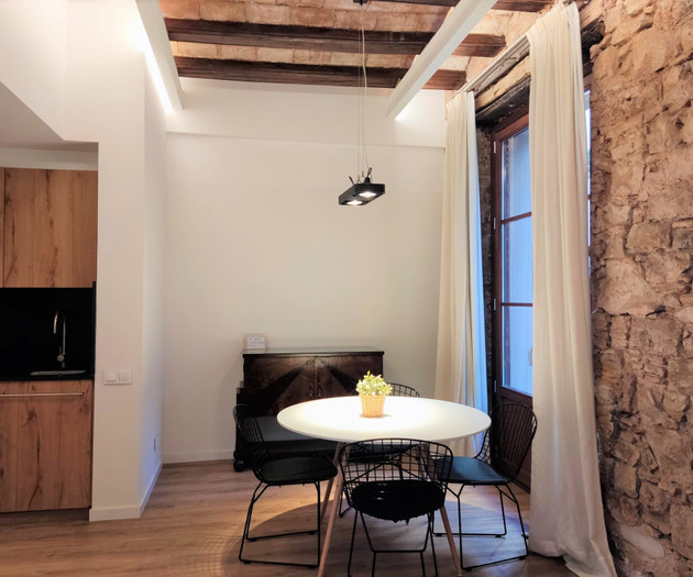 Studio of 40m2 renovated and furnished apartment l