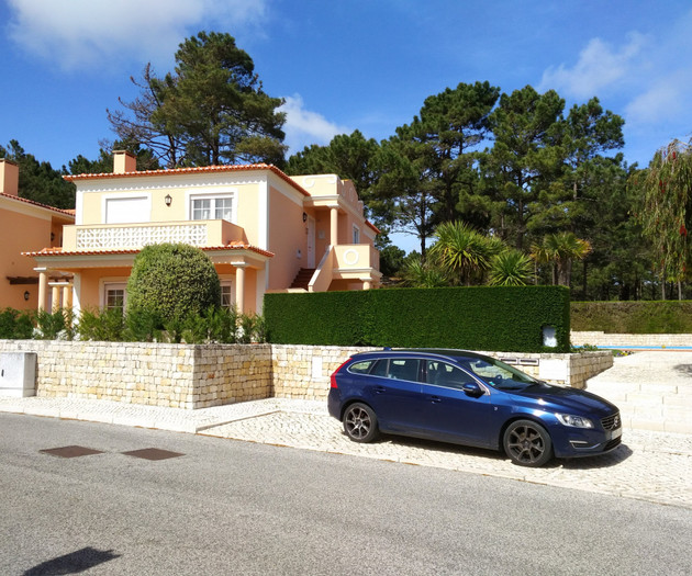 3-bedroom apartment with pool in a 5* resort