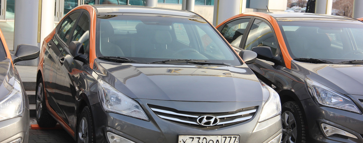 Car sharing services in Prague: companies, apps, prices - Flatio