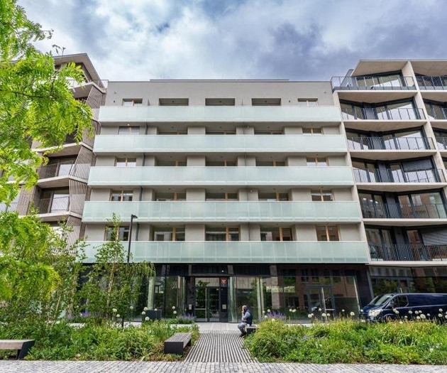 Titan Luxury Terrace | Balcony & Modern Prague