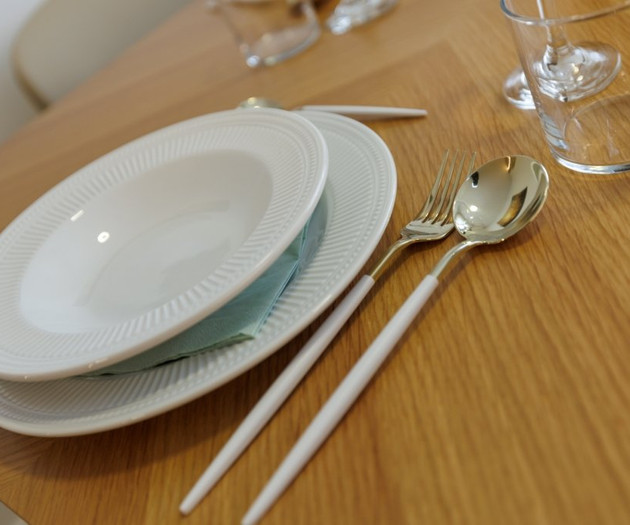 Table setting detail