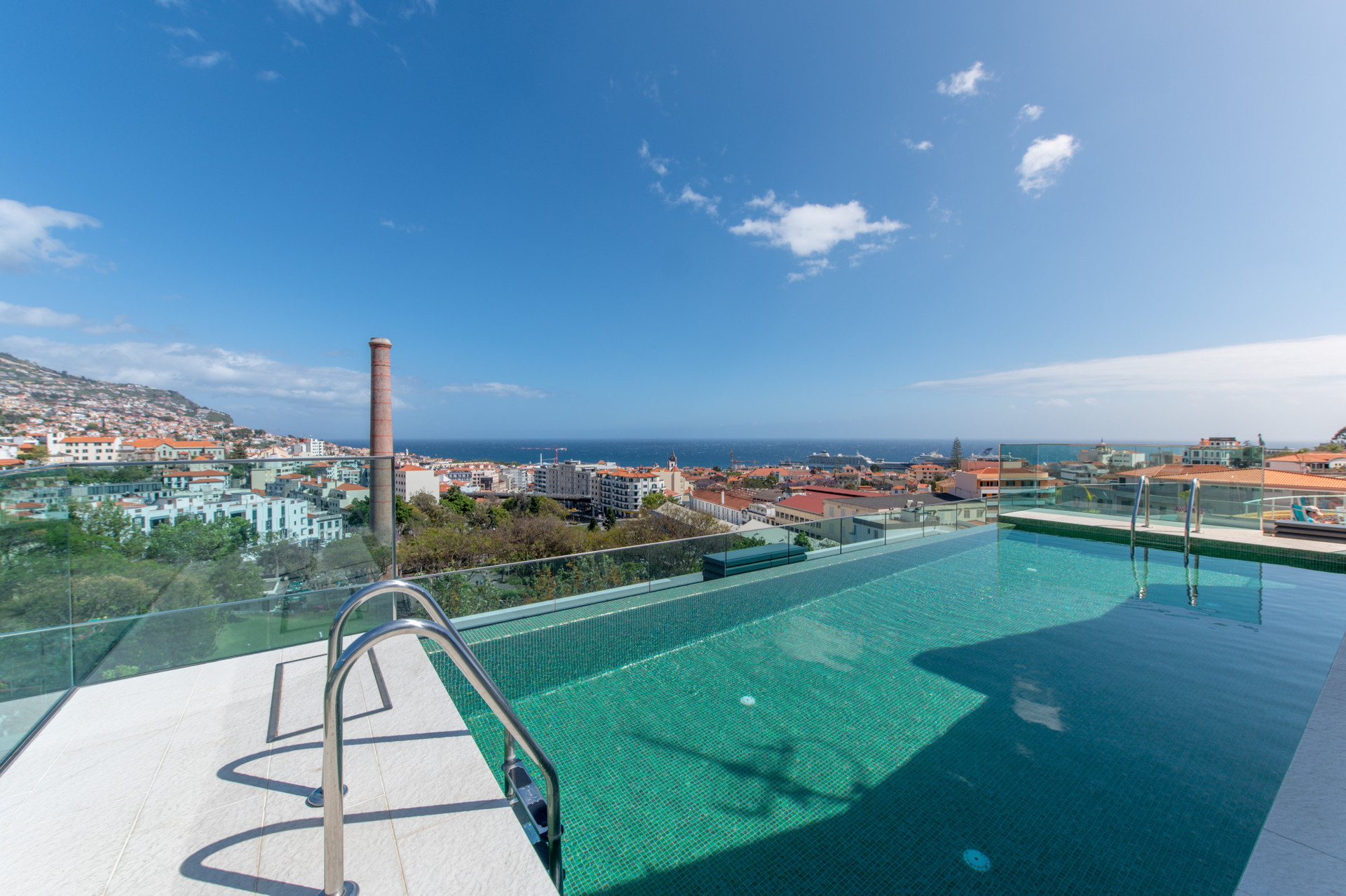 Swimming pool on the shared rooftop