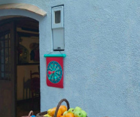 THE BLUE HOUSE OF THE COSTA BRAVA Arlet