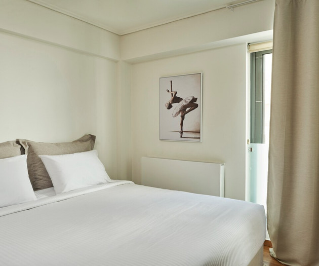 The bedroom with a king size bed
