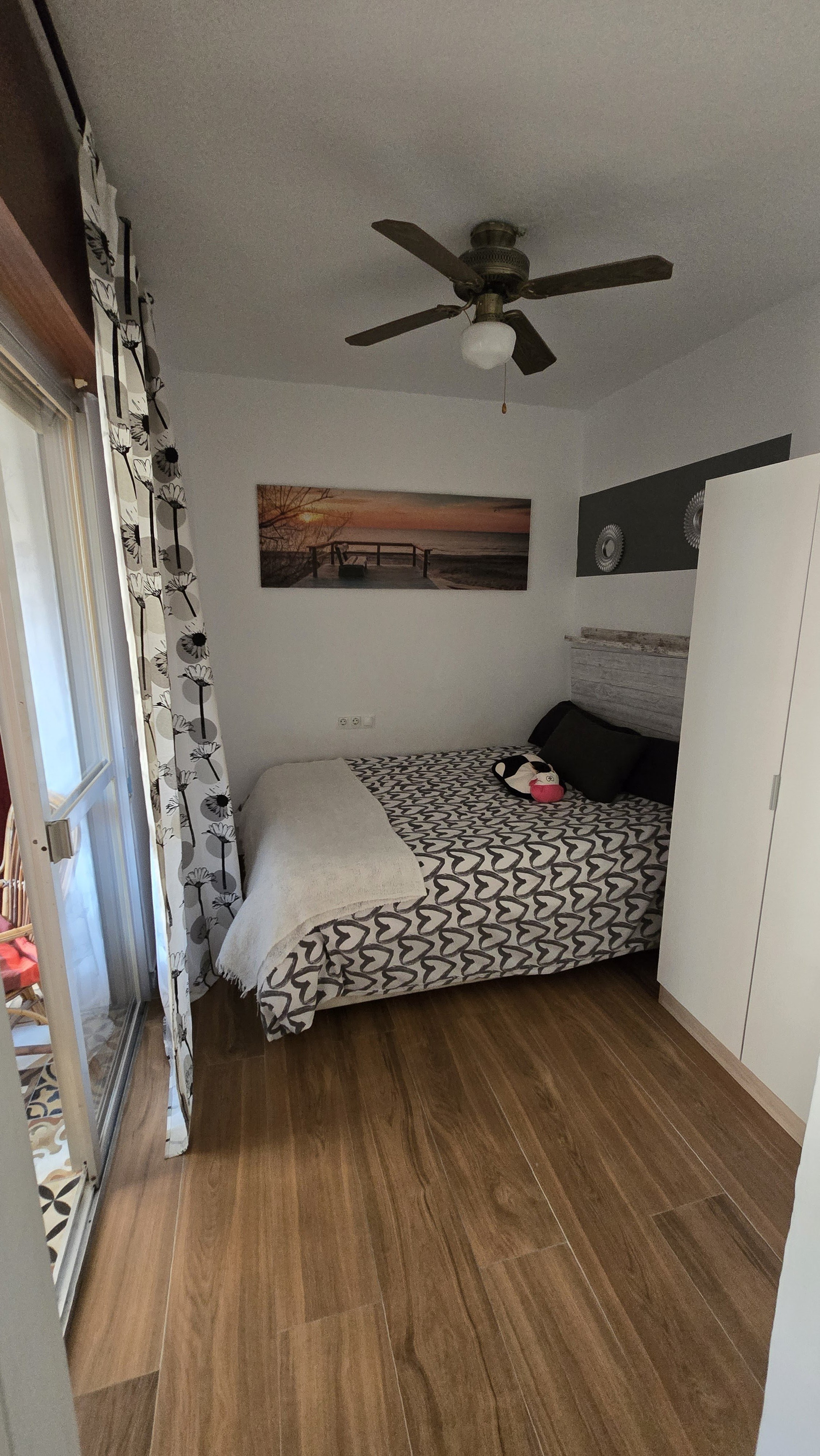 Bedroom with ceiling fan