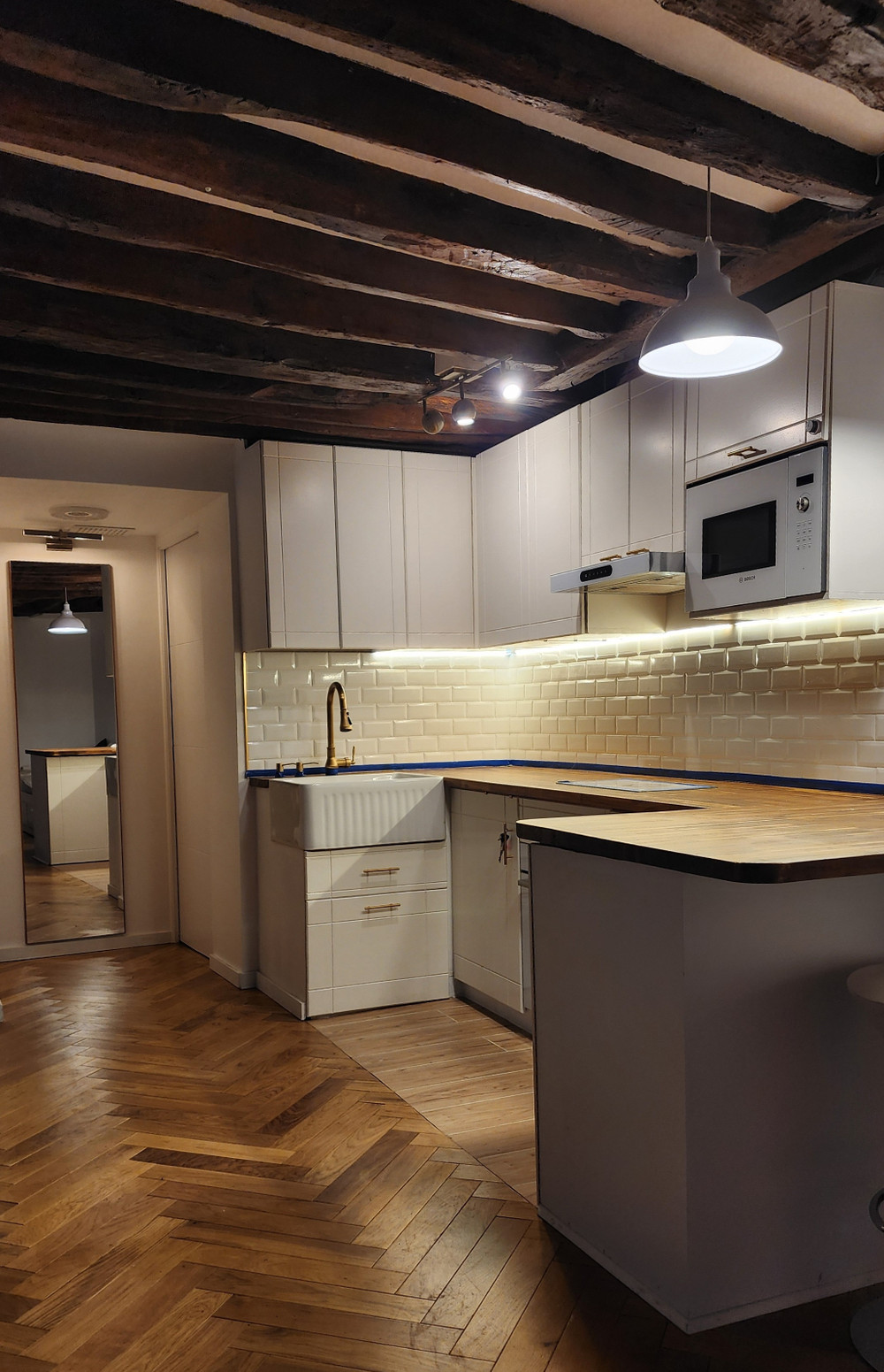 Élégant appartement haussmannien 50m G.Lafayette preview