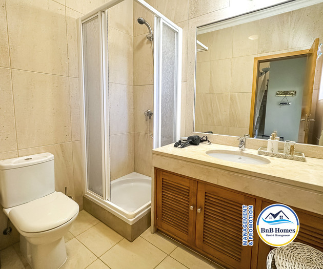 BnB Homes 3-bedroom Townhouse, 2 pools & terraces