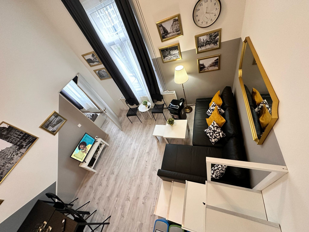 Downtown Sunrise Family Suite preview