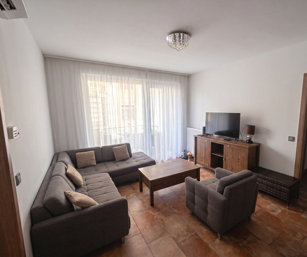 Luxury 2-bedroom 2-bathroom condo with parking preview