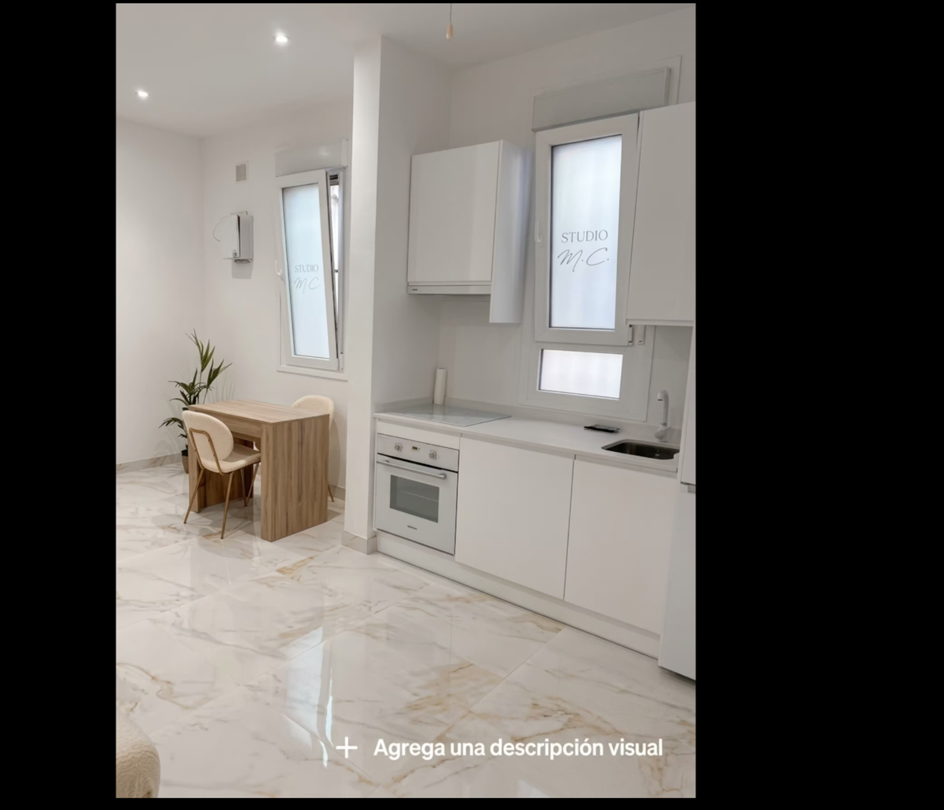 White kitchen and dining nook