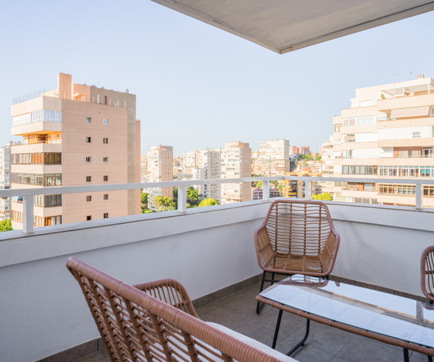 Sunny apartment with nice sea view