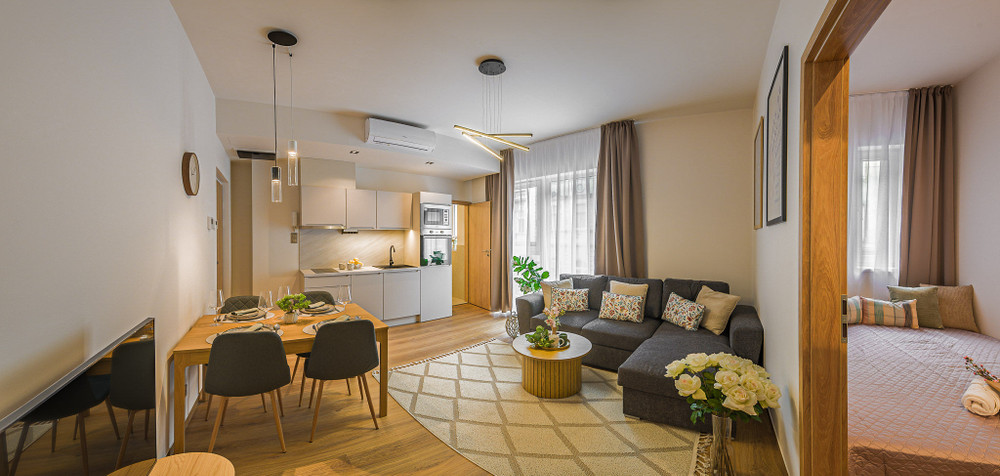 Luxury & Style | Elegant City Apartment preview