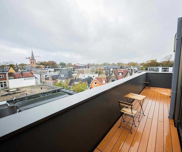 Charming City Penthouse Studio KS