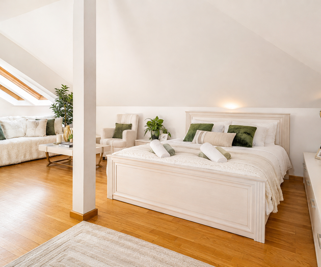 River Deluxe Suite