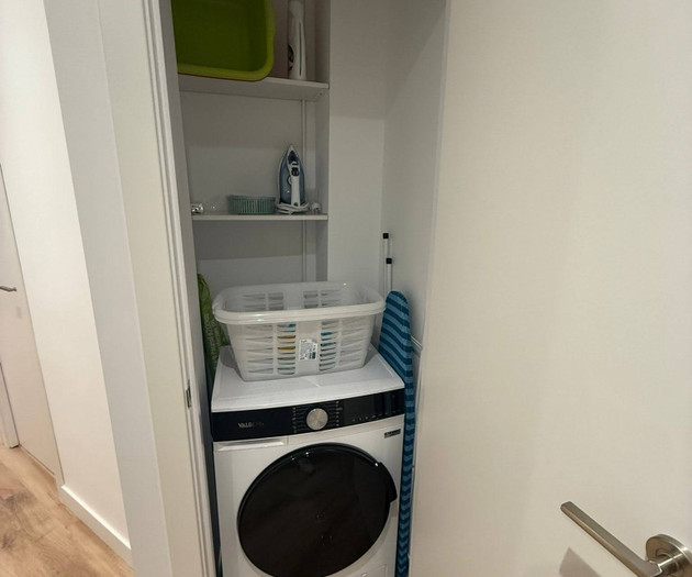 Double bedroom with private bathroom