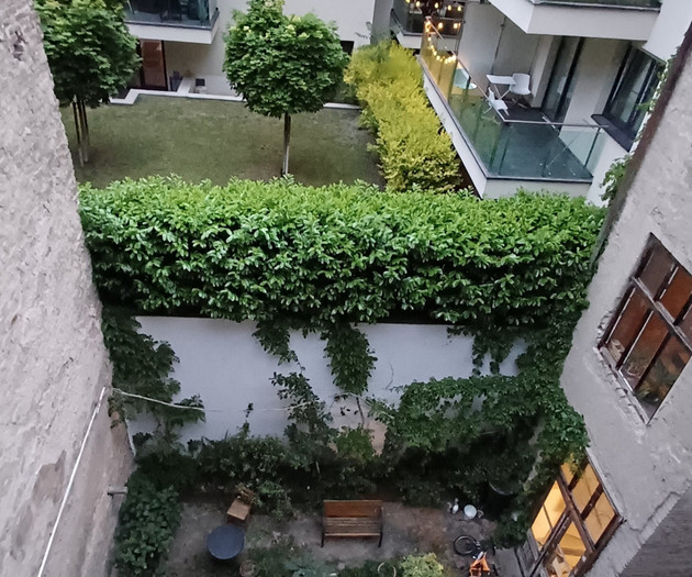 Cosy Top-Floor Retreat in the Heart Budapest