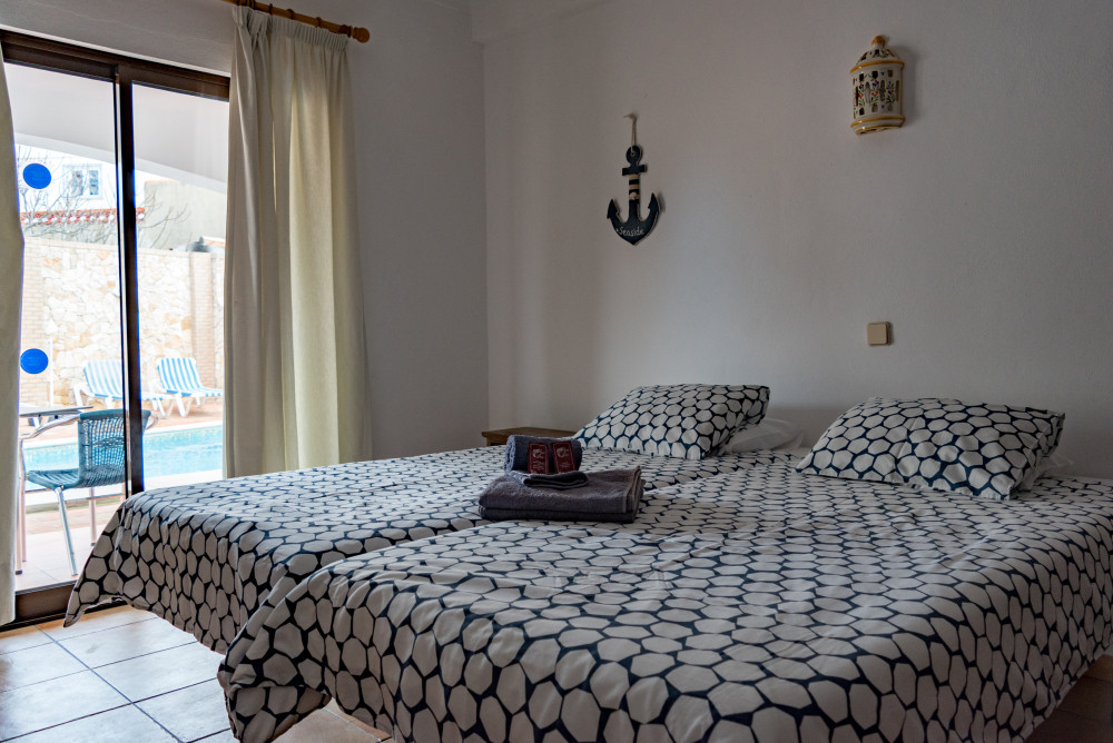 Cozy room in a villa with swimming pool preview