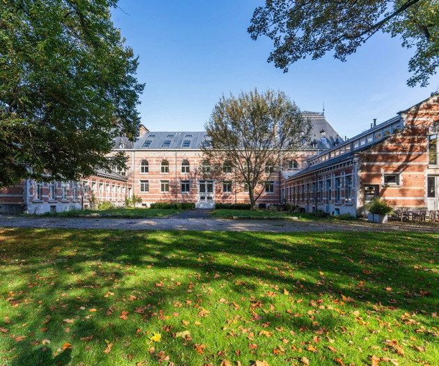 180m2 loft Brussels-Centre with private park