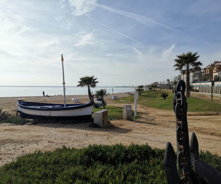 Barcelona's coast apartment - only 5 min to beach