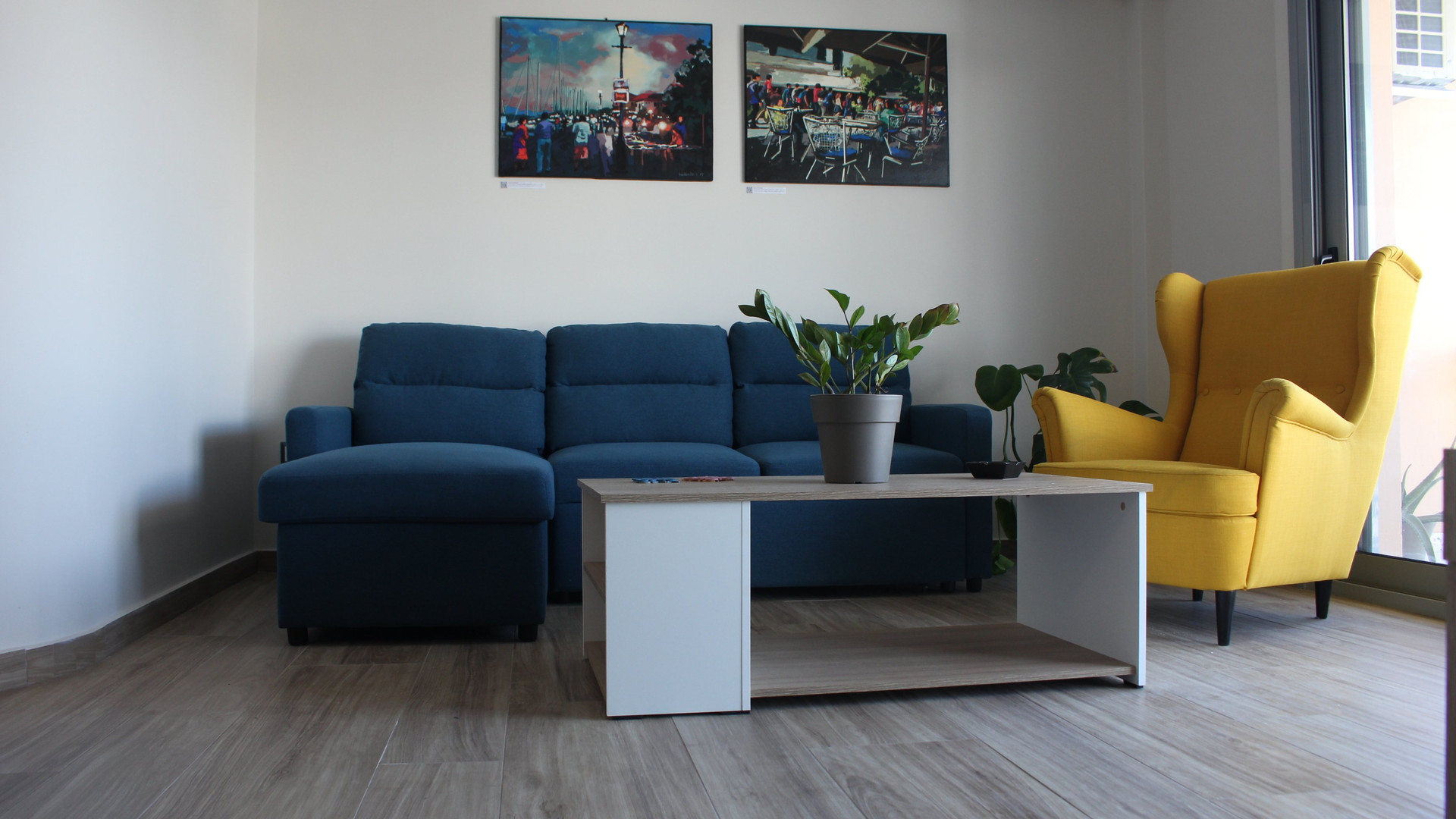 Sofa (Bed)