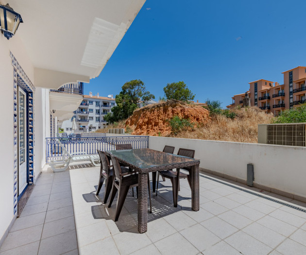 Bicos Pool & Beach Apartment