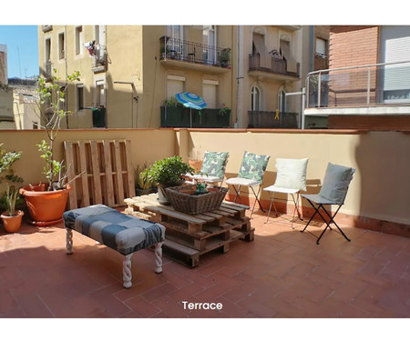 Priestranný a útulný byt v najlepšej štvrti Barcel