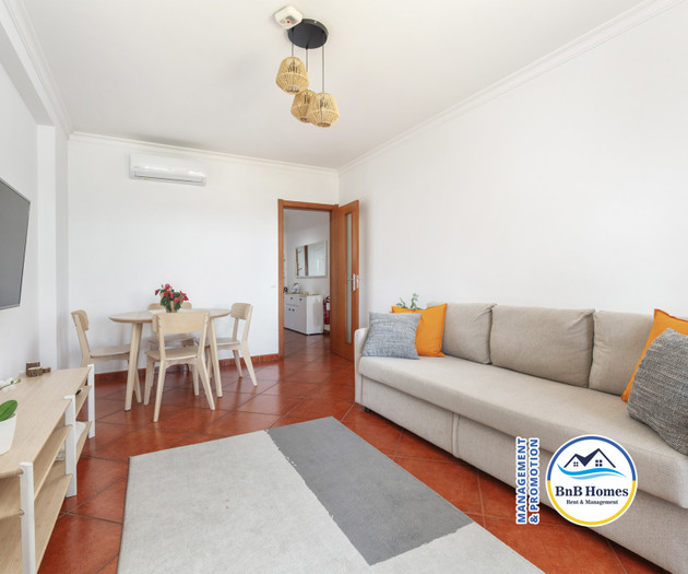 BnB Homes apartment with cozy Terrace & pool