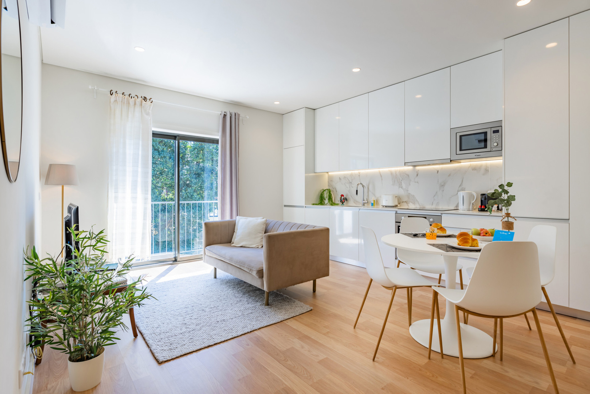 Living Room with AC and Fully Equipped kitchenette.