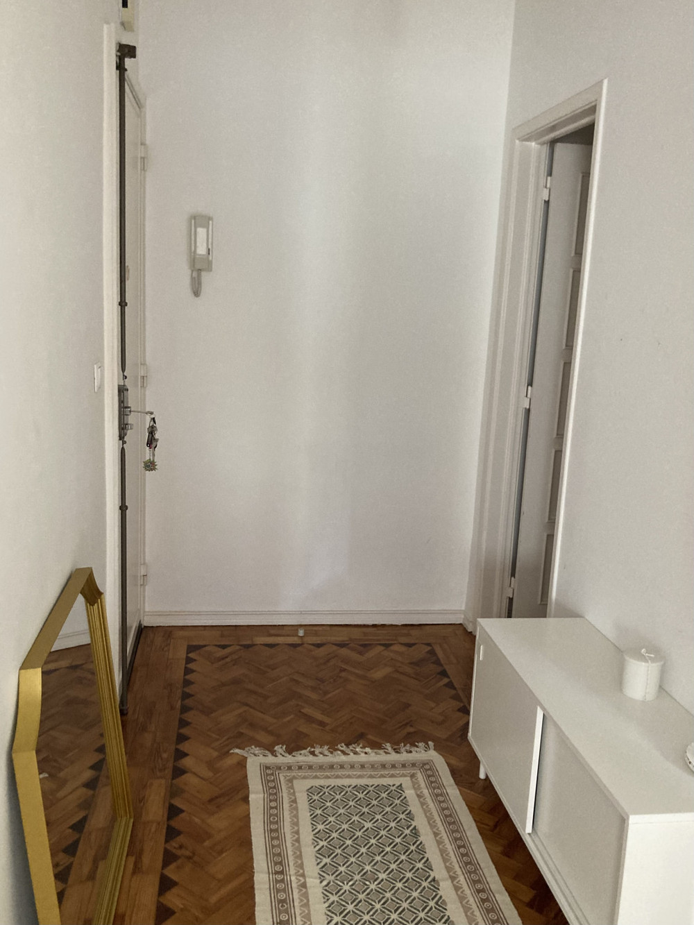 Room available in Lisbon center