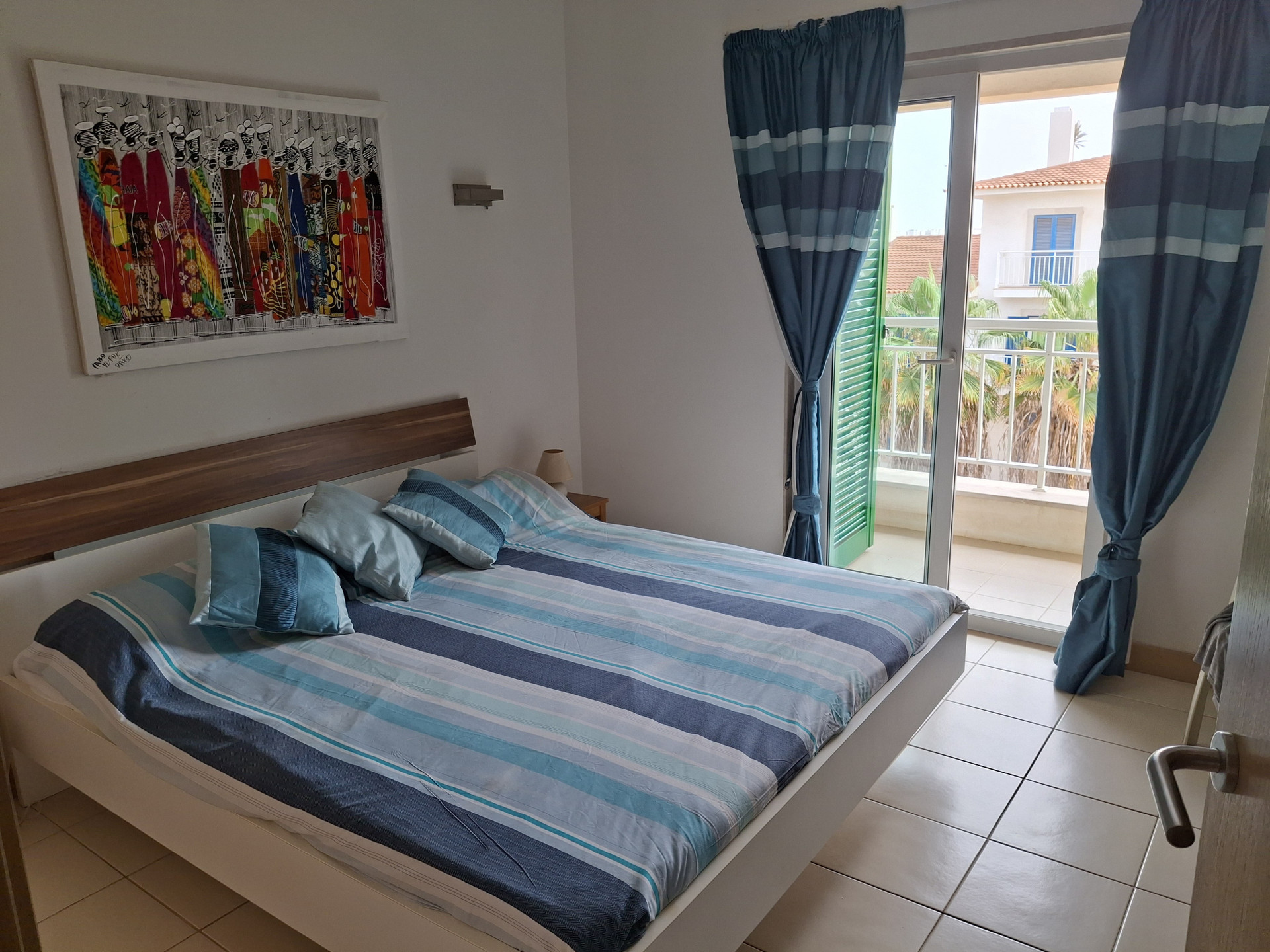 Bed room 