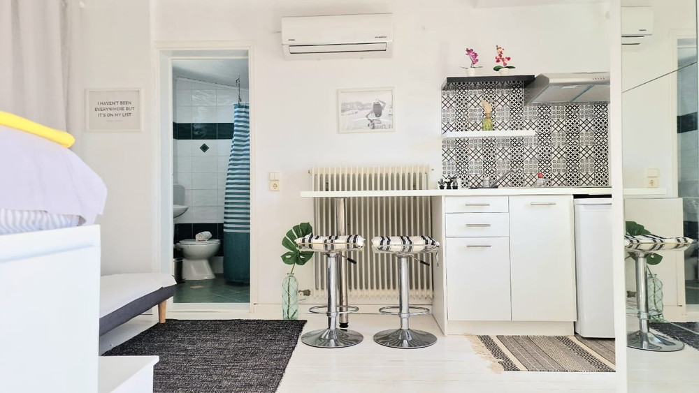 Home Away Studio preview