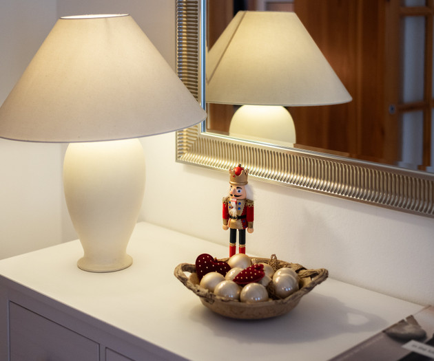 Decorative lamp and nutcracker detail