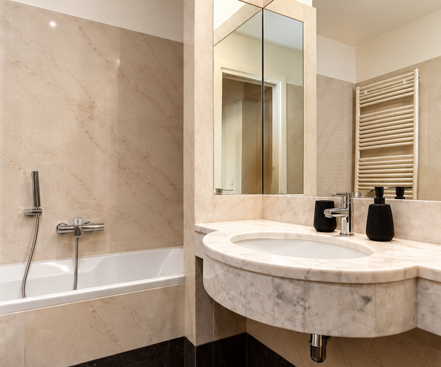 Hound Deluxe Suite | Historic Vysehrad Luxury