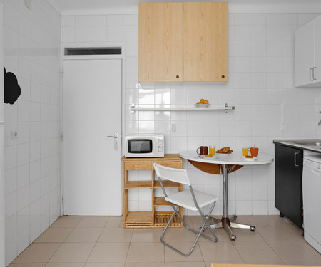 Group-Friendly Apt in the Heart of Bairro Alto