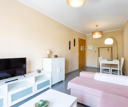 H2M Capuchinos French Balcon,parking,WiFi,Aircon