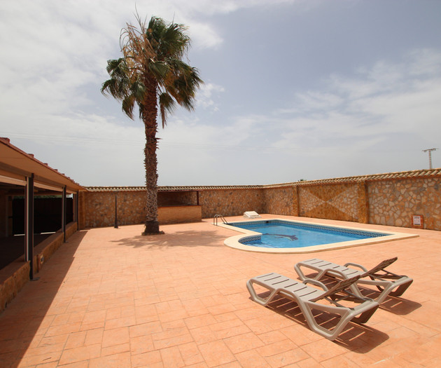 Terrace pool wide view