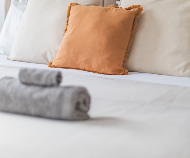 Tower Bridge 2 Bedroom Flat | Sleeps 5 | Great