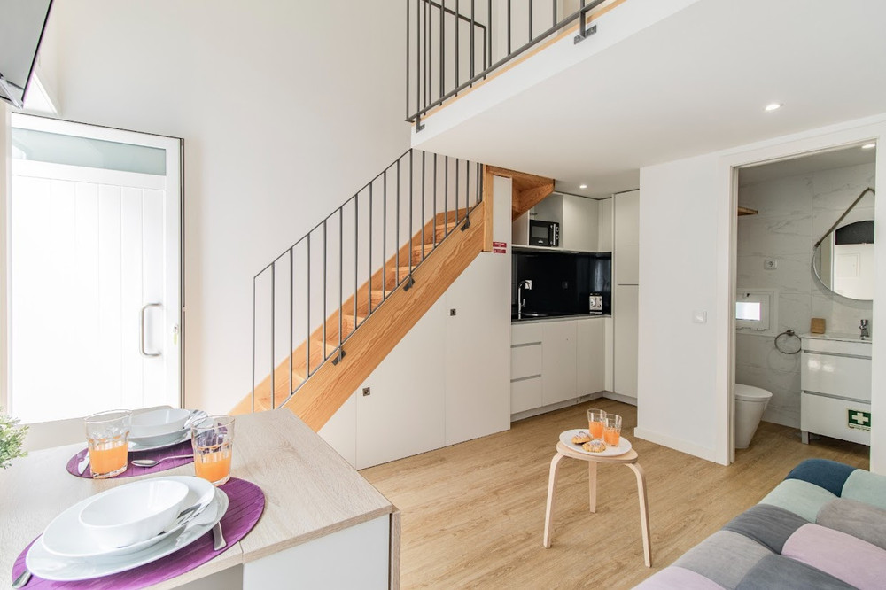 Charming Mezzanine house in Central Porto preview