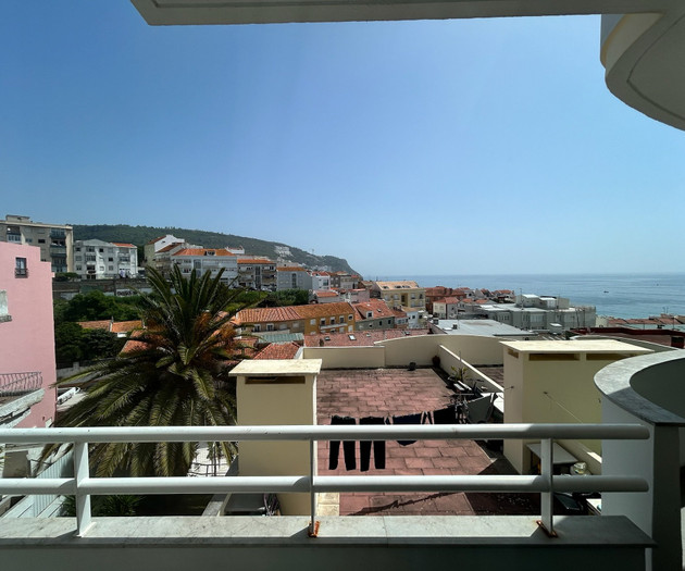 Beautiful 2BR Ocean-View Sanctuary in Sesimbra