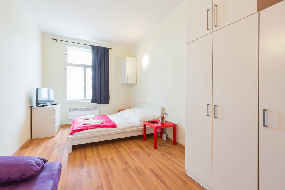 One-bedroom apartment, Žižkov, Jeronýmova preview