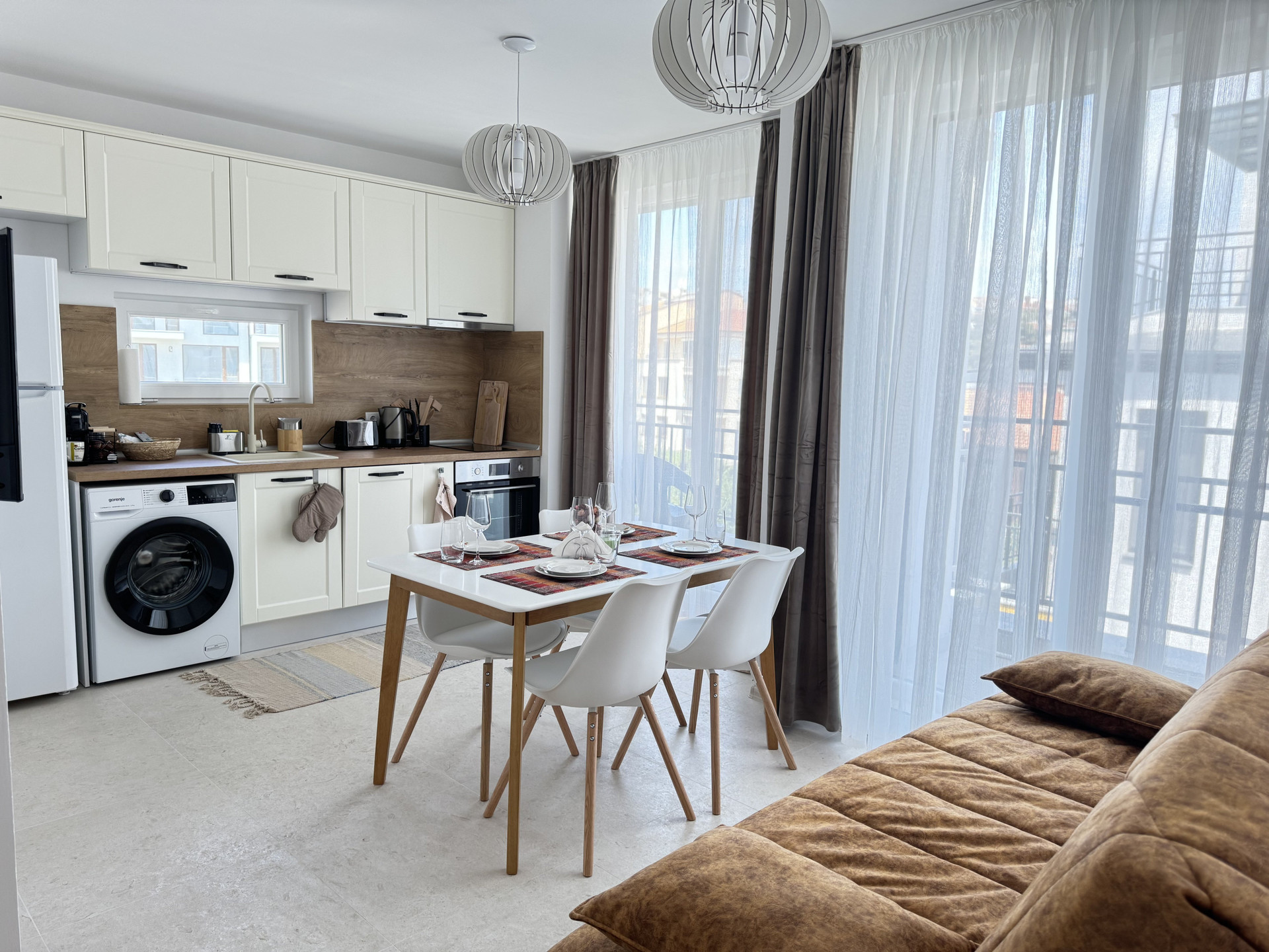 Open kitchen and dining area