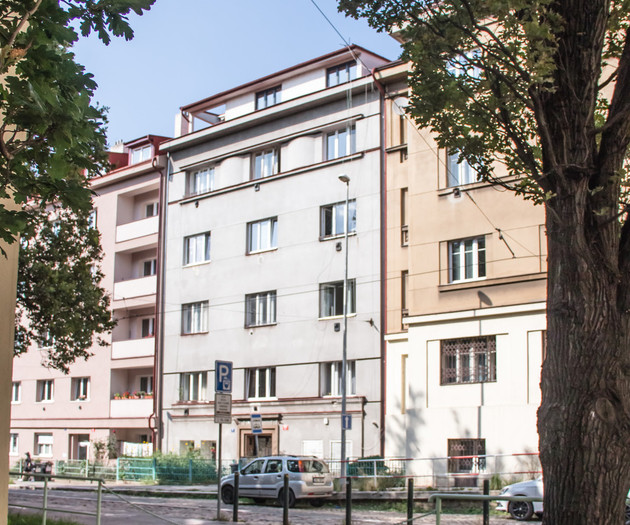 Sunny apartment in the center of Prague