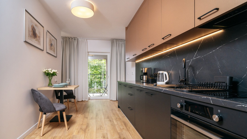 Studio apartment, Madalińskiego 13/22H preview