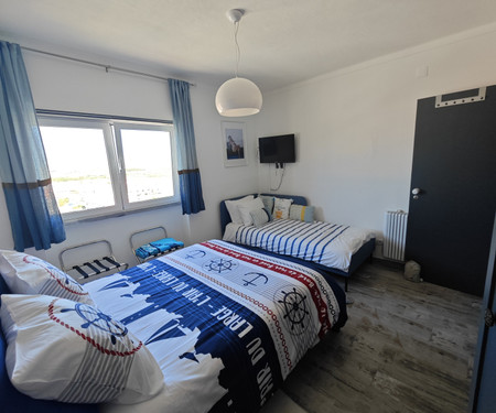 Baleal seafront apartment