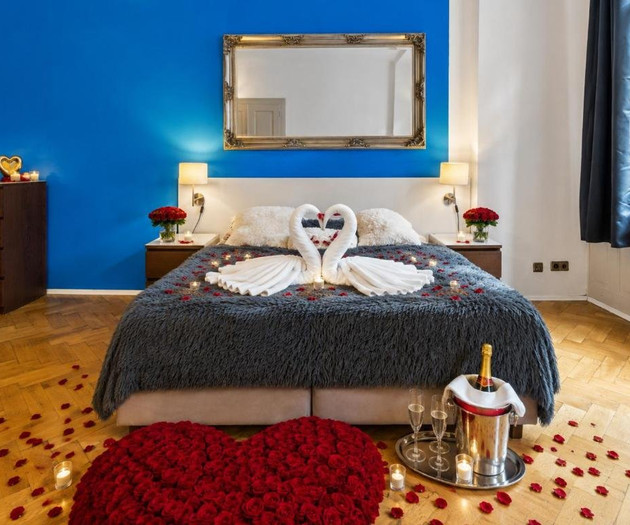 Royal Prague Heart Suite