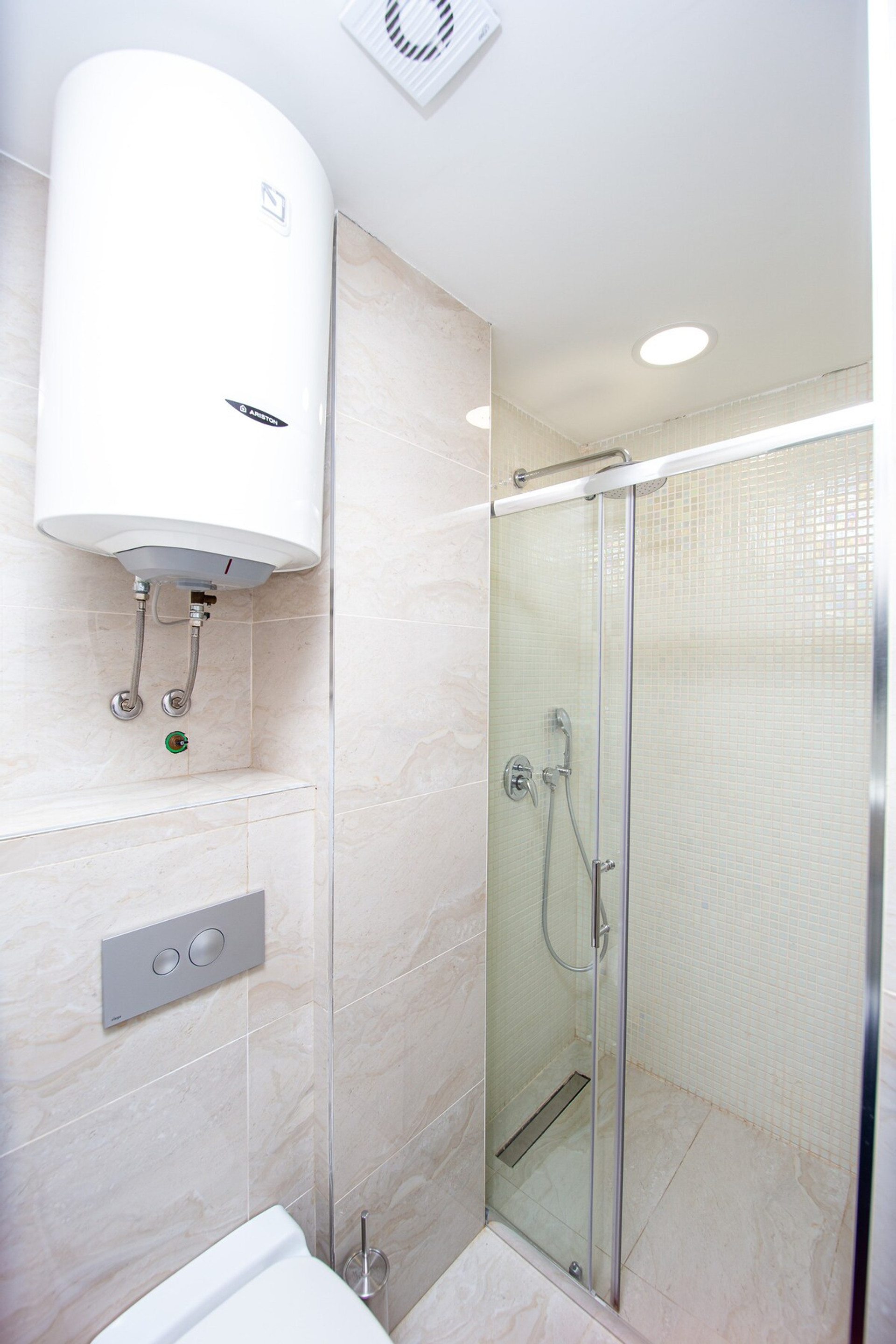 Full bathroom