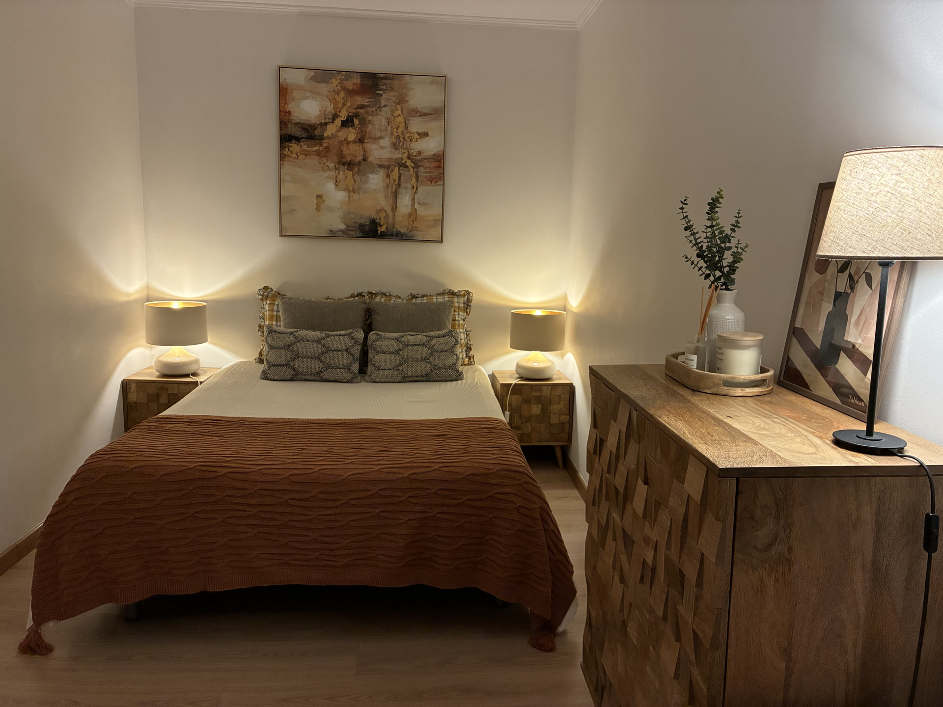 Cozy bedroom with double bed