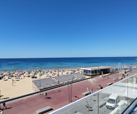 Apartment with sea view