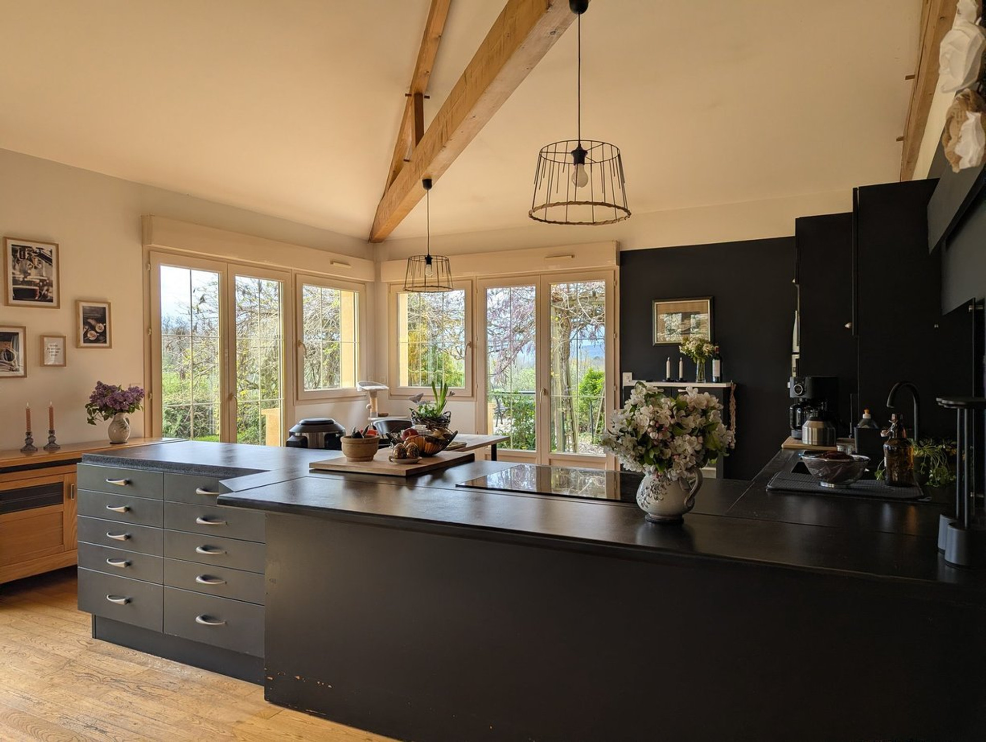 Open kitchen 