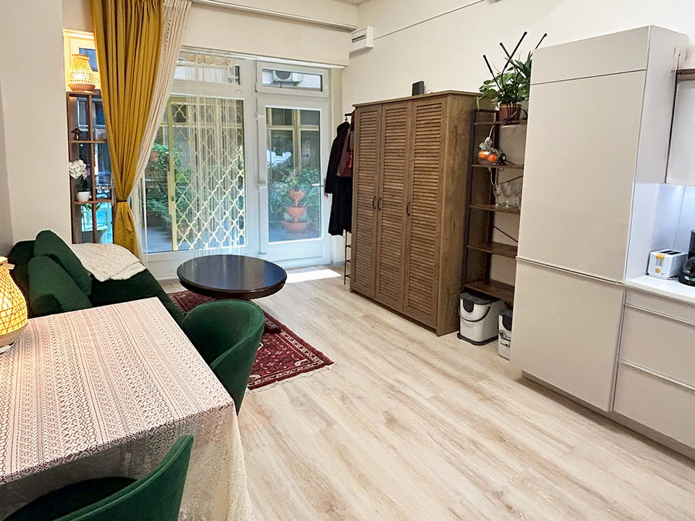 Cozy 1 bedroom apartment in the heart of Budapest preview